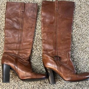 Women’s Leather Cognac/Brown Knee High Boots with Heel. Size 7.5.